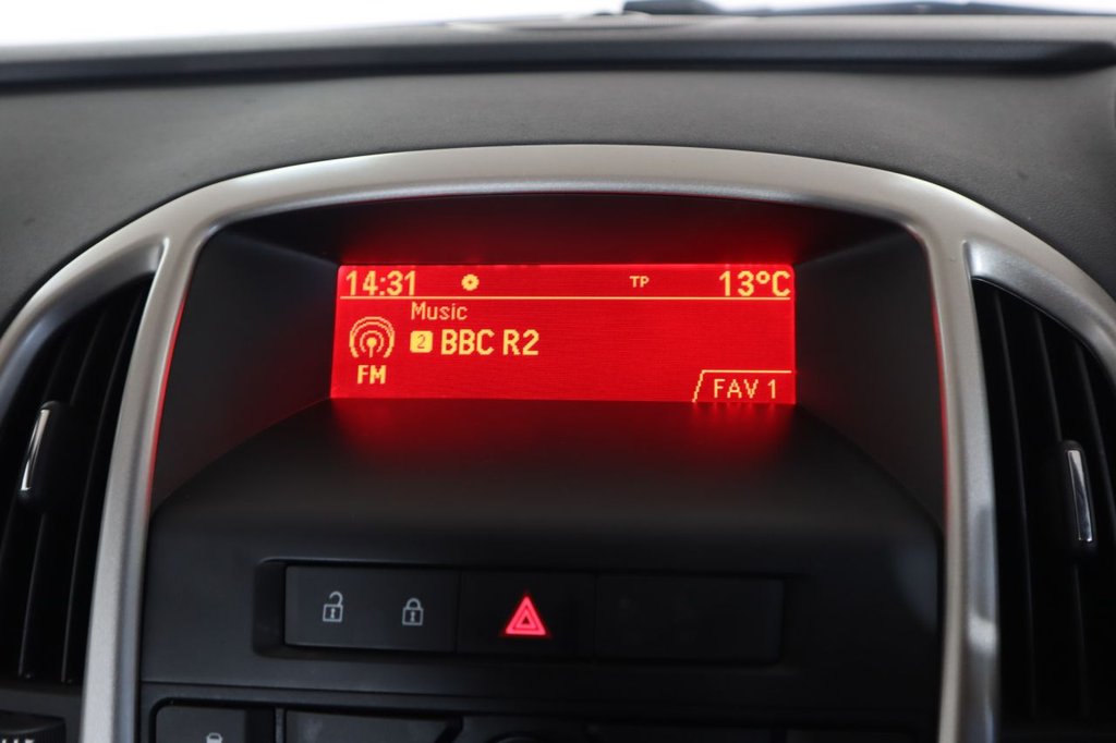 Used Vauxhall Astra 2013 for sale - 77734514: Photo 27