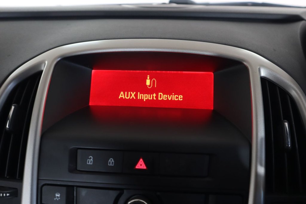 Used Vauxhall Astra 2013 for sale - 77734514: Photo 29