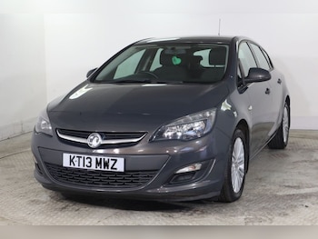 Used Vauxhall Astra 2013 for sale - 77734514: Photo