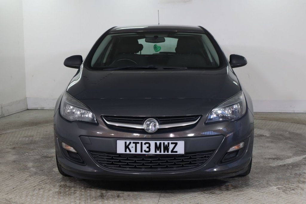 Used Vauxhall Astra 2013 for sale - 77734514: Photo 3