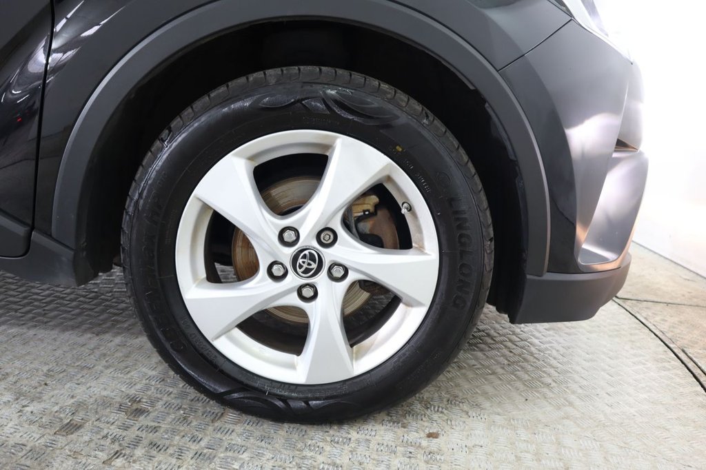 Used Toyota C-HR 2018 for sale - 78068706: Photo 12