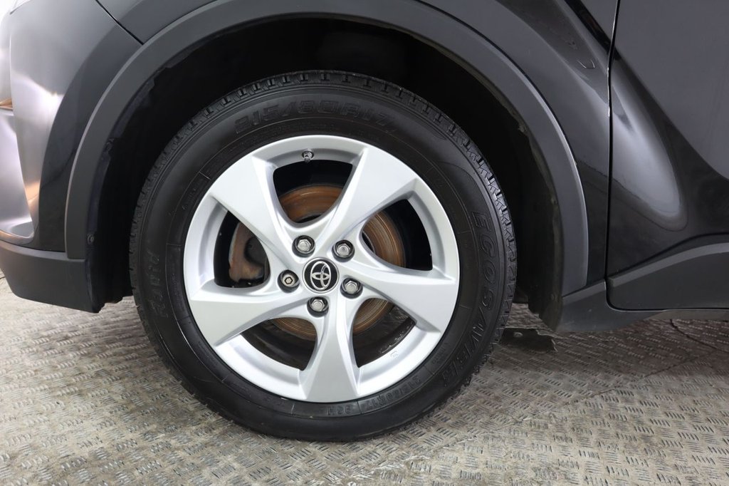 Used Toyota C-HR 2018 for sale - 78068706: Photo 15