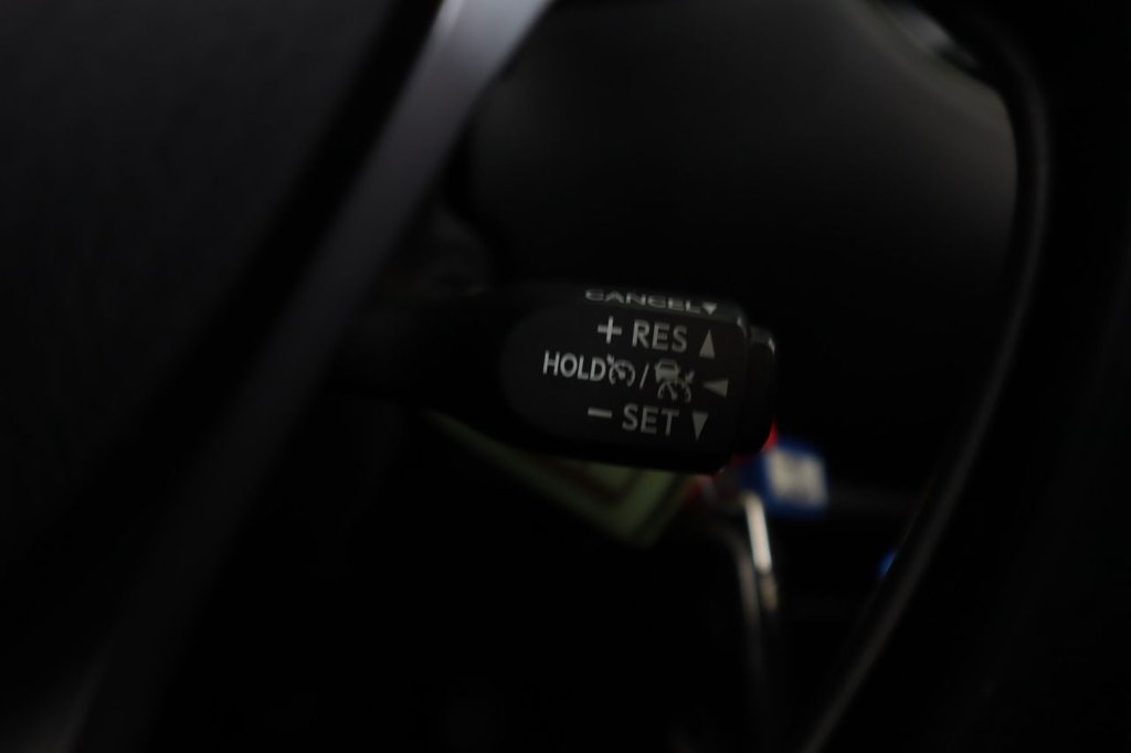 Used Toyota C-HR 2018 for sale - 78068706: Photo 25