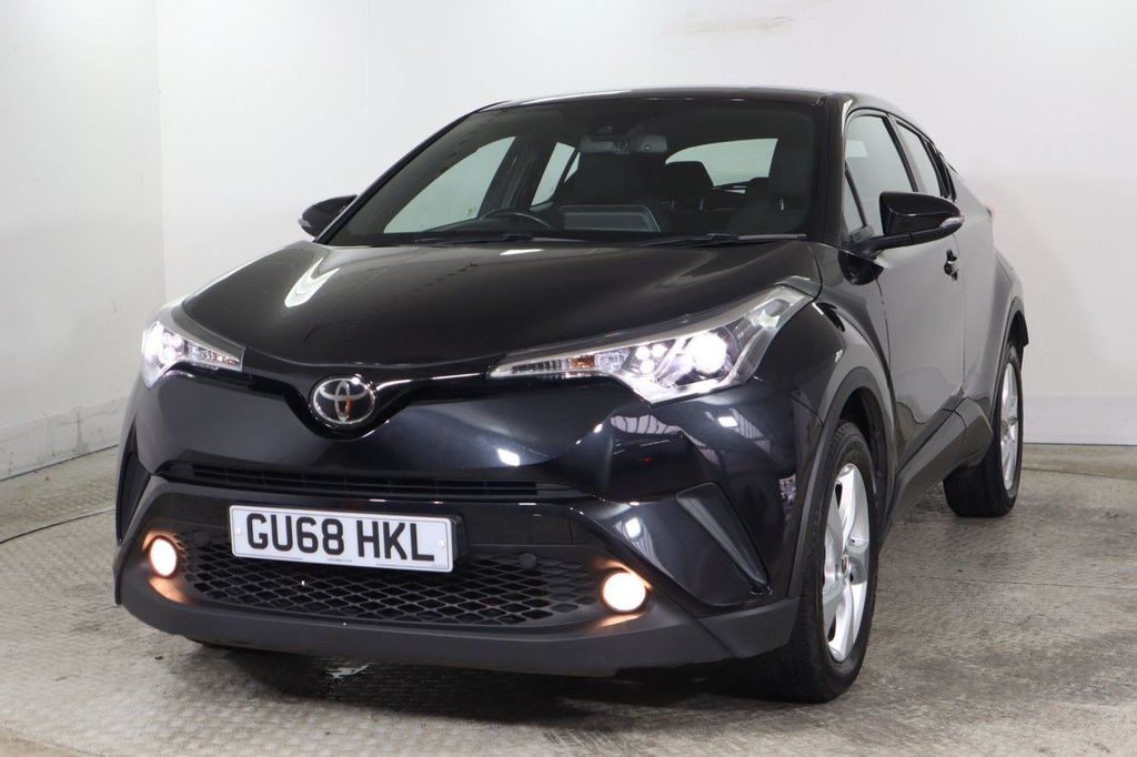Used Toyota C-HR 2018 for sale - 78068706: Photo 3