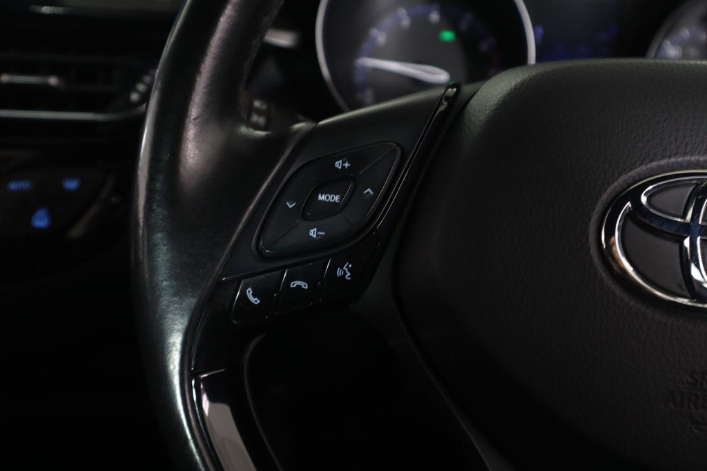 Used Toyota C-HR 2018 for sale - 78068706: Photo 35