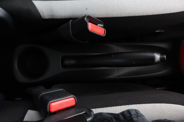 Used Toyota AYGO 2018 for sale - 76291842: Photo 27