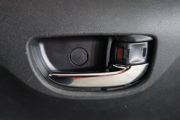 Used Toyota AYGO 2018 for sale - 76291842: Photo 35