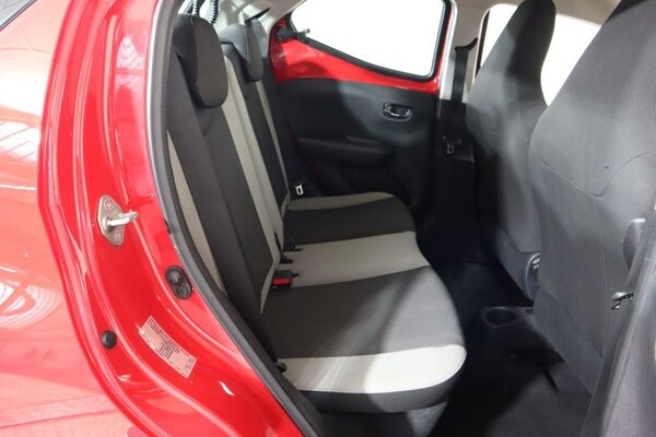 Used Toyota AYGO 2018 for sale - 76291842: Photo 38
