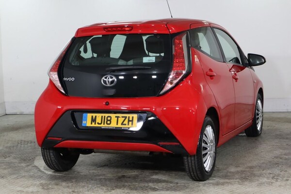 Used Toyota AYGO 2018 for sale - 76291842: Photo 4