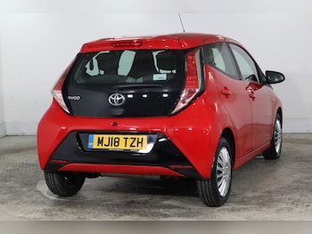 Used Toyota AYGO 2018 for sale - 76291842: Photo 4
