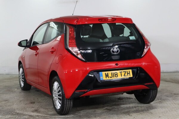 Used Toyota AYGO 2018 for sale - 76291842: Photo 6