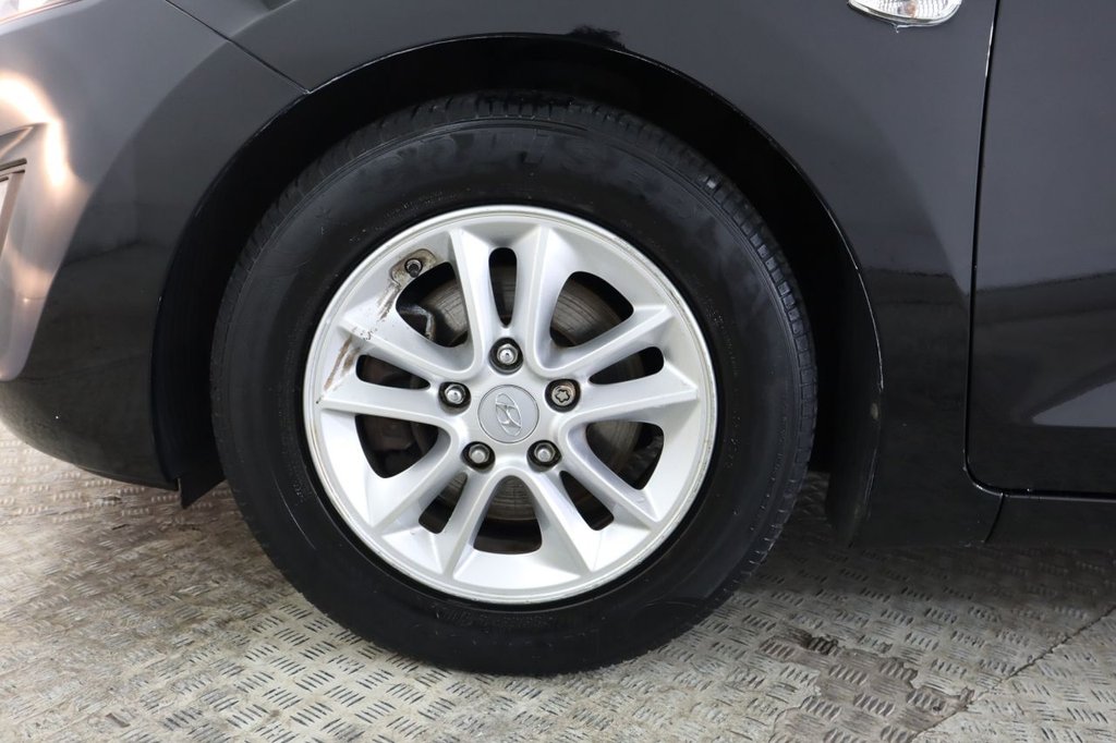 Used Hyundai i30 2015 for sale - 76356703: Photo 14