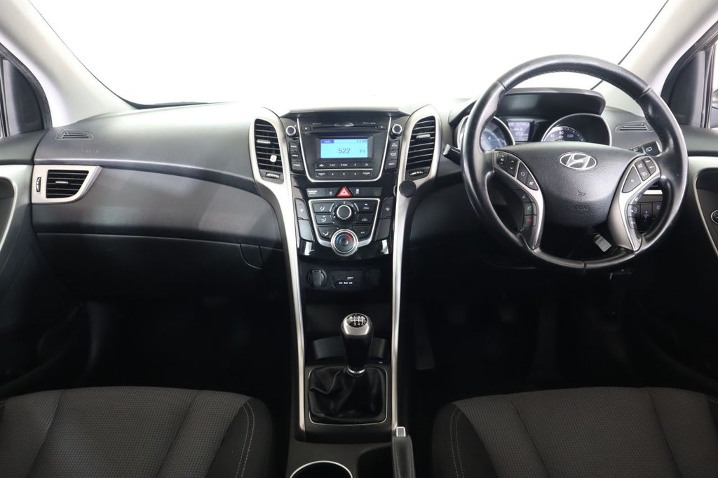 Used Hyundai i30 2015 for sale - 76356703: Photo 16