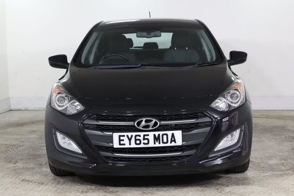 Used Hyundai i30 2015 for sale - 76356703: Photo 2