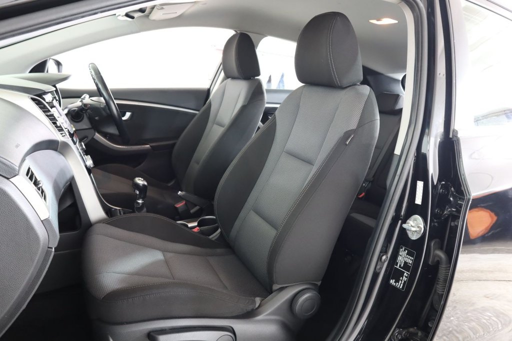 Used Hyundai i30 2015 for sale - 76356703: Photo 42