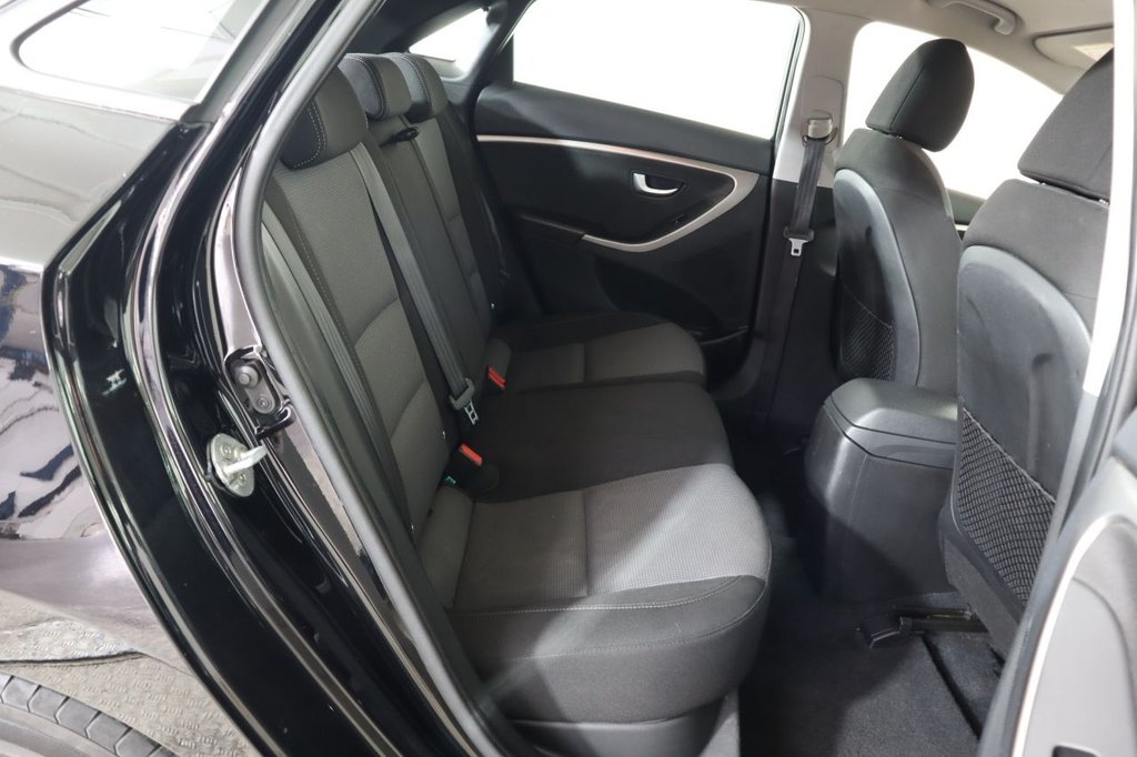 Used Hyundai i30 2015 for sale - 76356703: Photo 43