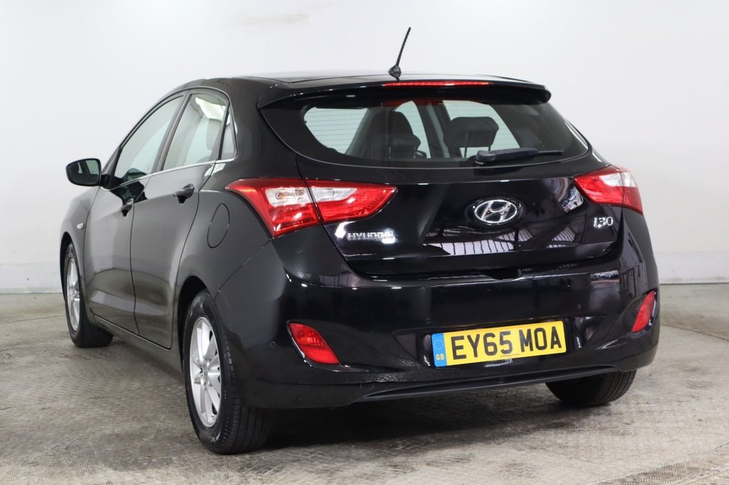 Used Hyundai i30 2015 for sale - 76356703: Photo 6