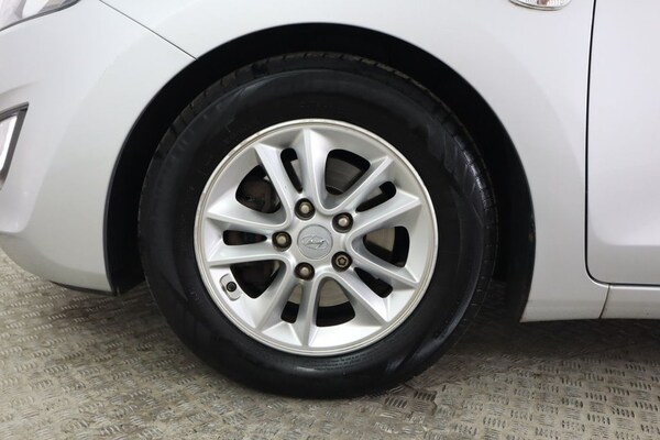 Used Hyundai i30 2014 for sale - 75675593: Photo 14