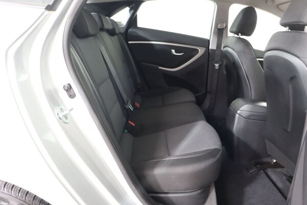 Used Hyundai i30 2014 for sale - 75675593: Photo 38