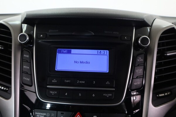 Used Hyundai i30 2014 for sale - 75675593: Photo 43