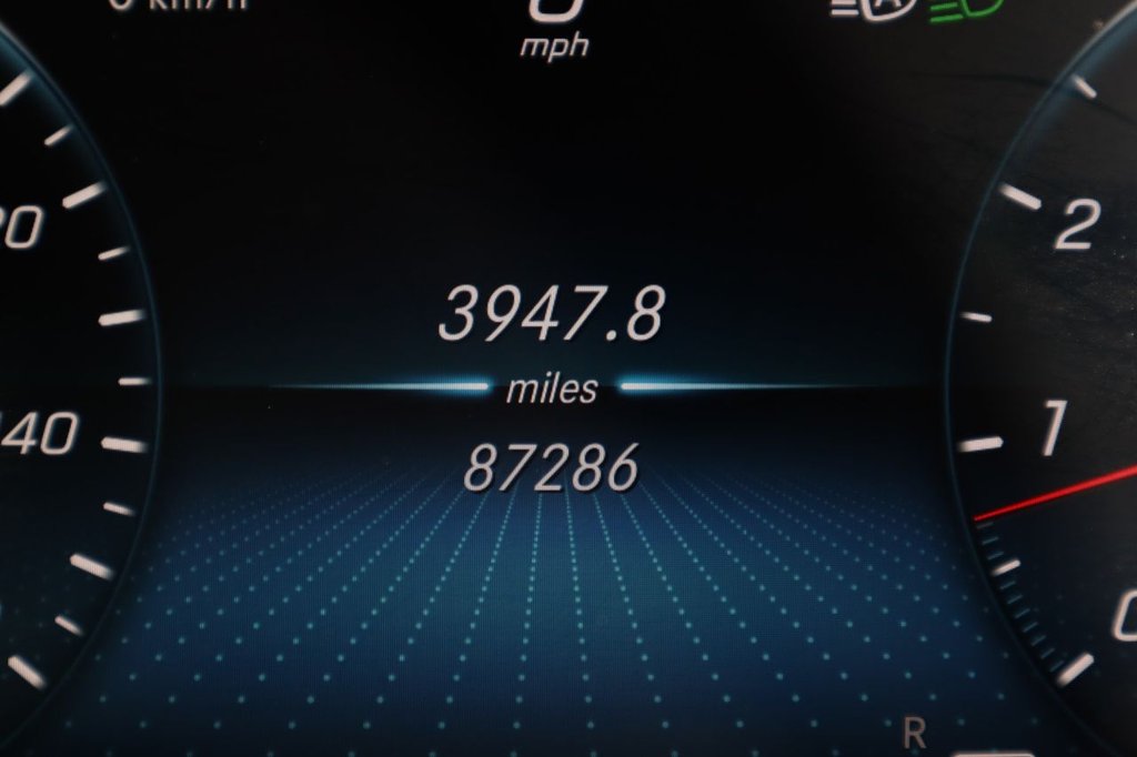 Used Mercedes-Benz C Class 2019 for sale - 78153957: Photo 18