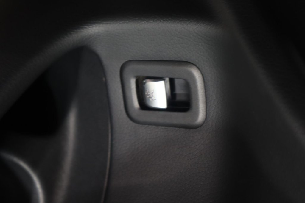 Used Mercedes-Benz GLC 2016 for sale - 77680980: Photo 29