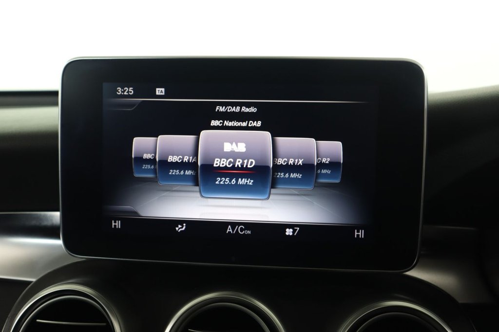 Used Mercedes-Benz GLC 2016 for sale - 77680980: Photo 48