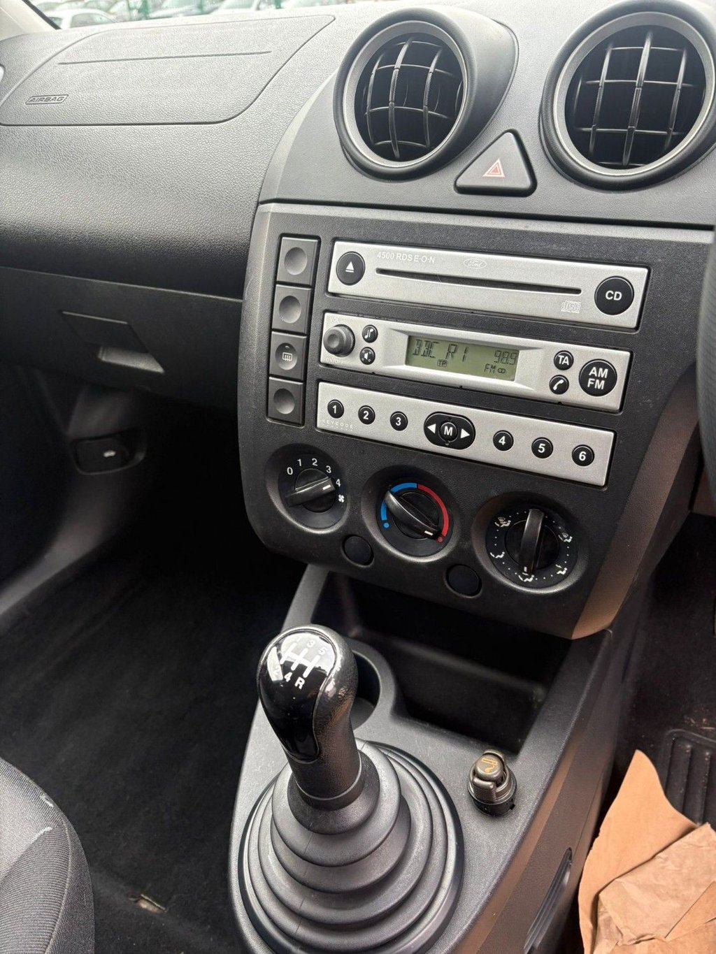 Used Ford Fiesta 2005 for sale - 77319664: Photo 9