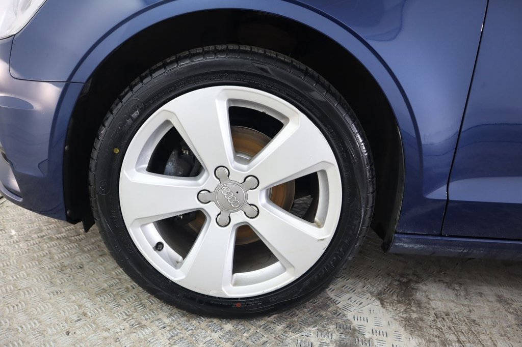 Used Audi A3 2014 for sale - 77680609: Photo 15