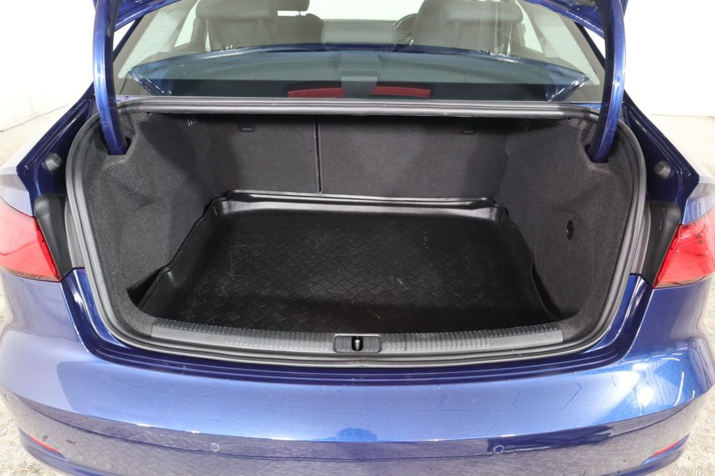 Used Audi A3 2014 for sale - 77680609: Photo 9