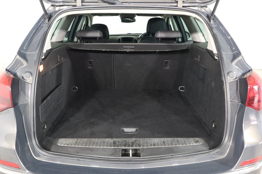 Used Vauxhall Astra 2013 for sale - 77748800: Photo 10