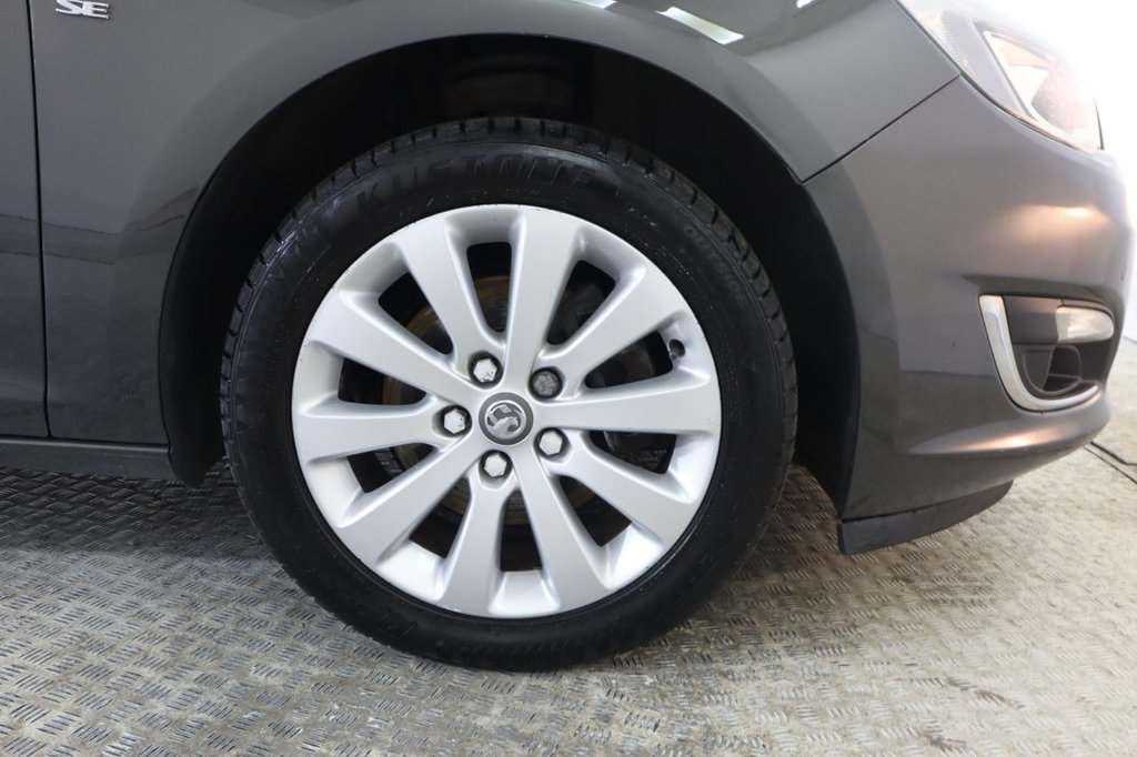 Used Vauxhall Astra 2013 for sale - 77748800: Photo 12