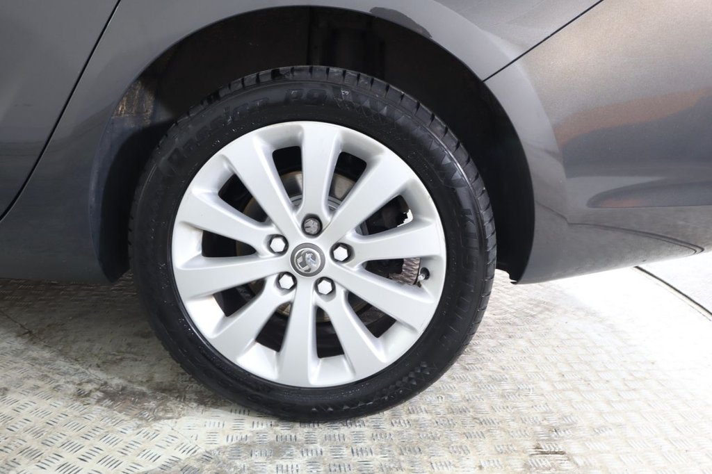 Used Vauxhall Astra 2013 for sale - 77748800: Photo 14