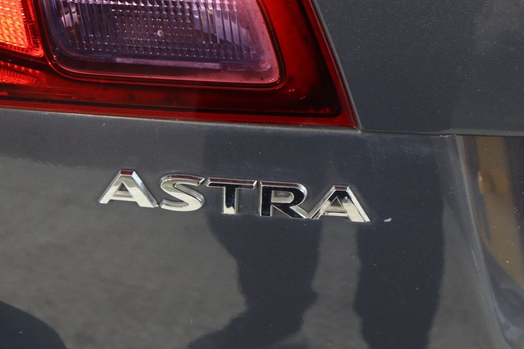 Used Vauxhall Astra 2013 for sale - 77748800: Photo 31