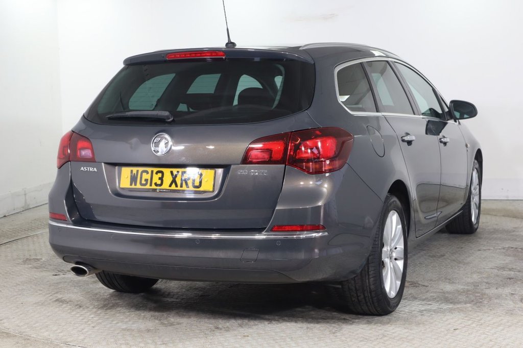 Used Vauxhall Astra 2013 for sale - 77748800: Photo 4