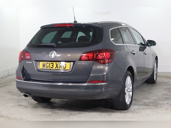 Used Vauxhall Astra 2013 for sale - 77748800: Photo