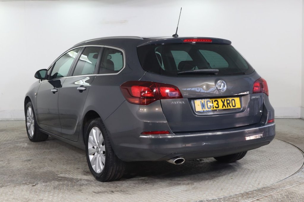 Used Vauxhall Astra 2013 for sale - 77748800: Photo 6