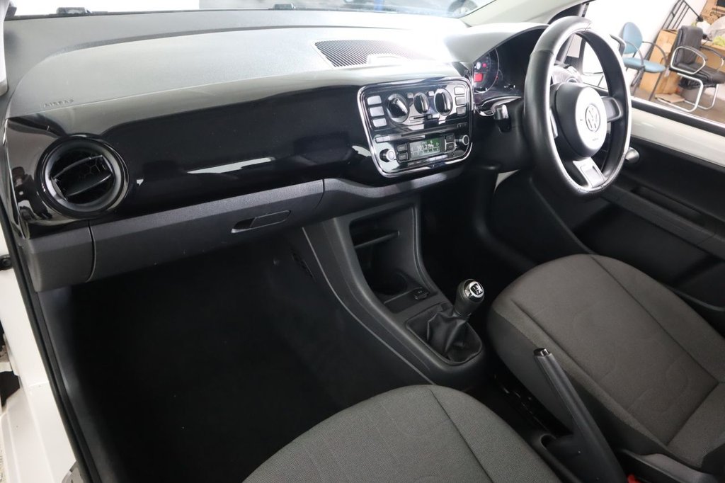 Used Volkswagen up! 2013 for sale - 76910184: Photo 15