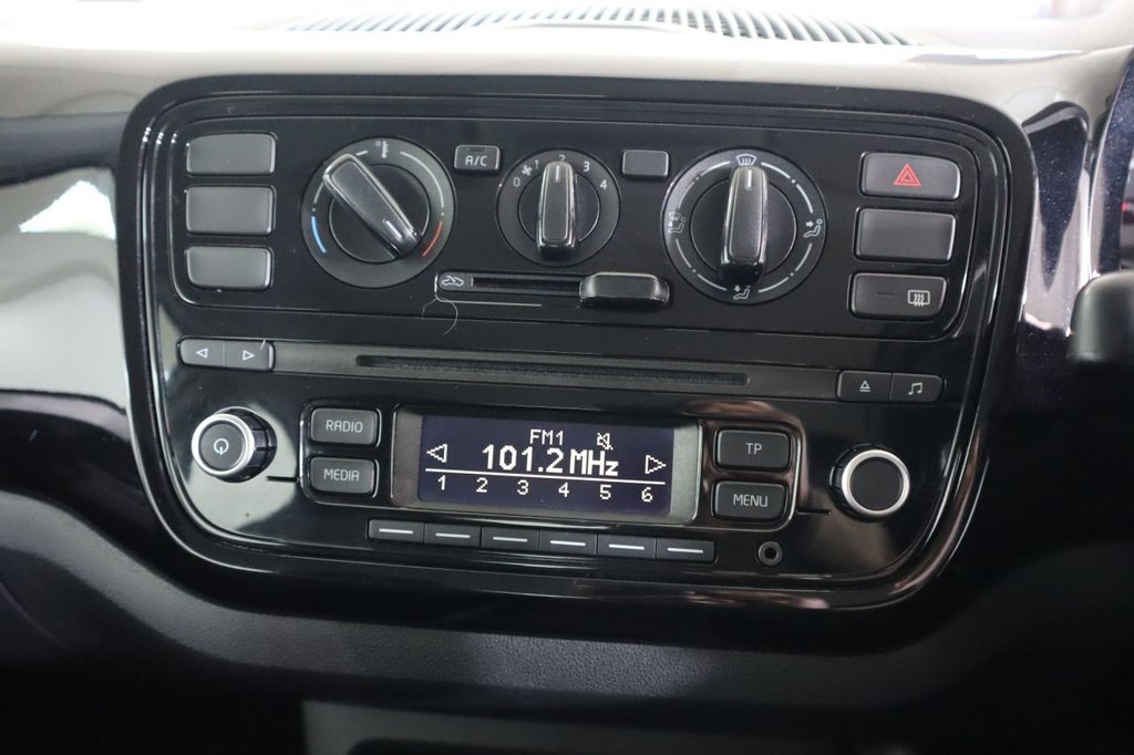 Used Volkswagen up! 2013 for sale - 76910184: Photo 20