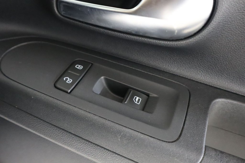 Used Volkswagen up! 2013 for sale - 76910184: Photo 23