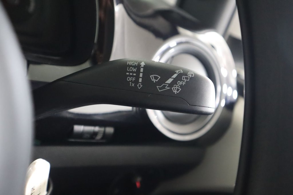 Used Volkswagen up! 2013 for sale - 76910184: Photo 24