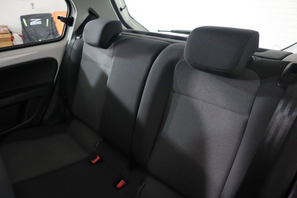 Used Volkswagen up! 2013 for sale - 76910184: Photo 36