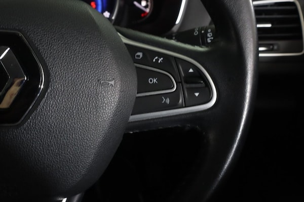 Used Renault Megane 2017 for sale - 76267025: Photo 44