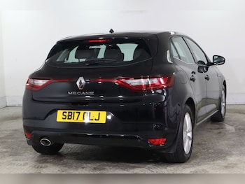 Used Renault Megane 2017 for sale - 76267025: Photo 4