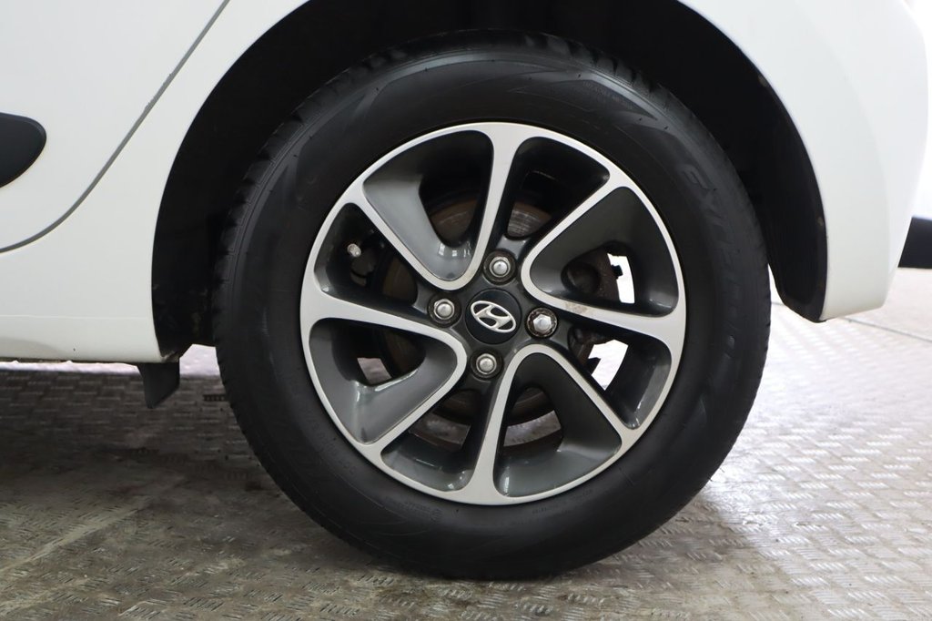 Used Hyundai i10 2018 for sale - 77110883: Photo 11