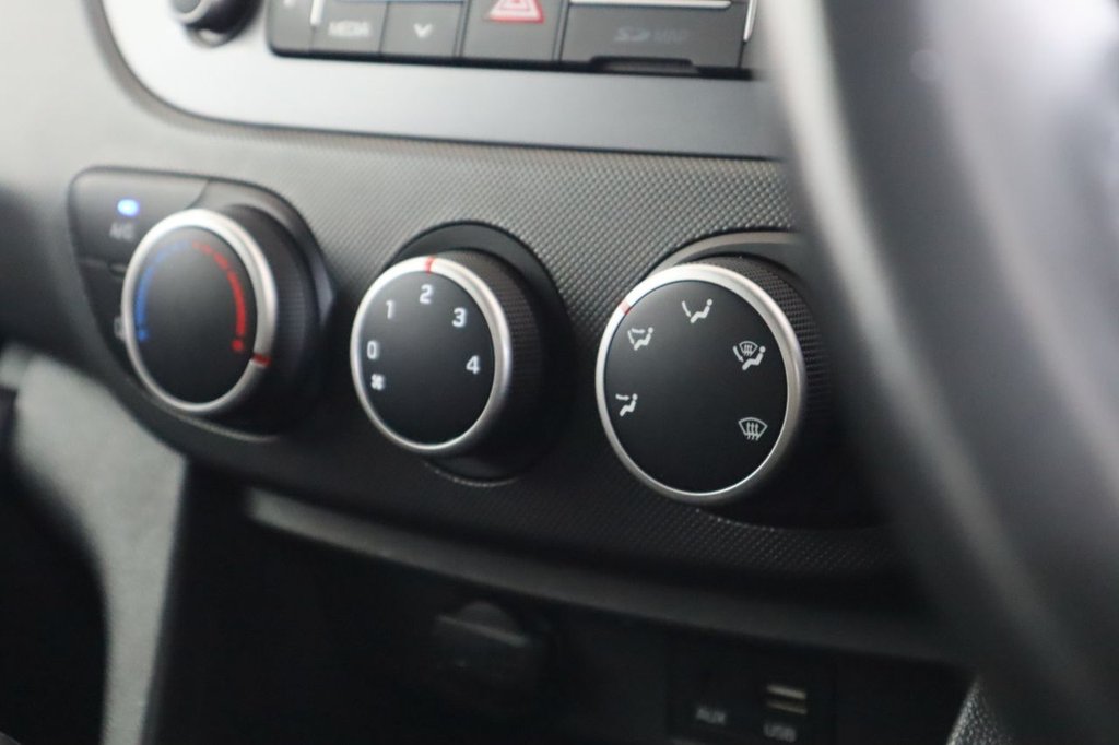 Used Hyundai i10 2018 for sale - 77110883: Photo 23