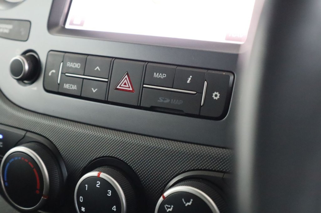 Used Hyundai i10 2018 for sale - 77110883: Photo 27