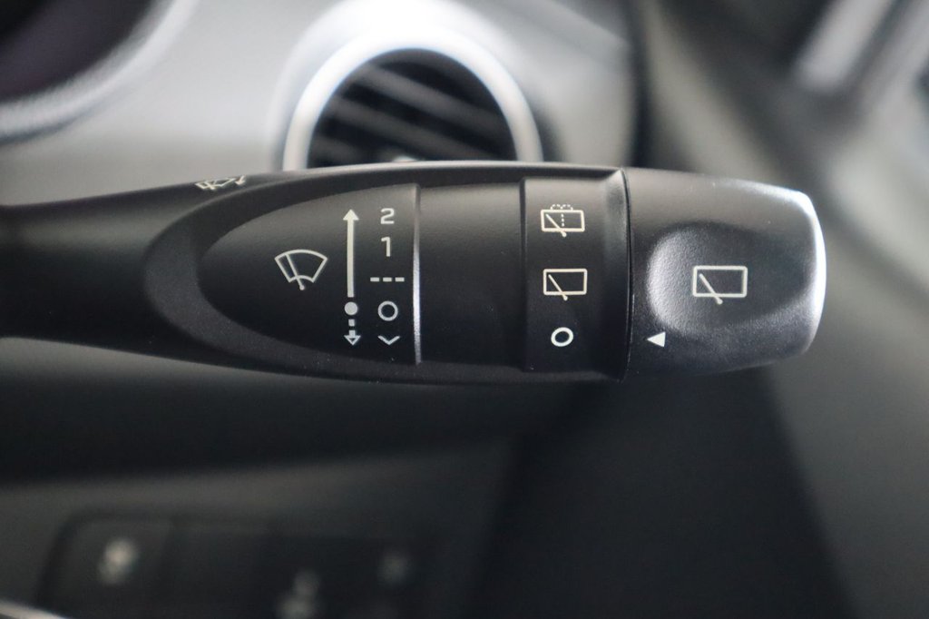 Used Hyundai i10 2018 for sale - 77110883: Photo 30