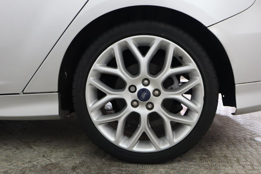 Used Ford Focus 2015 for sale - 76986242: Photo 11