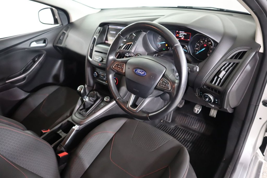 Used Ford Focus 2015 for sale - 76986242: Photo 19